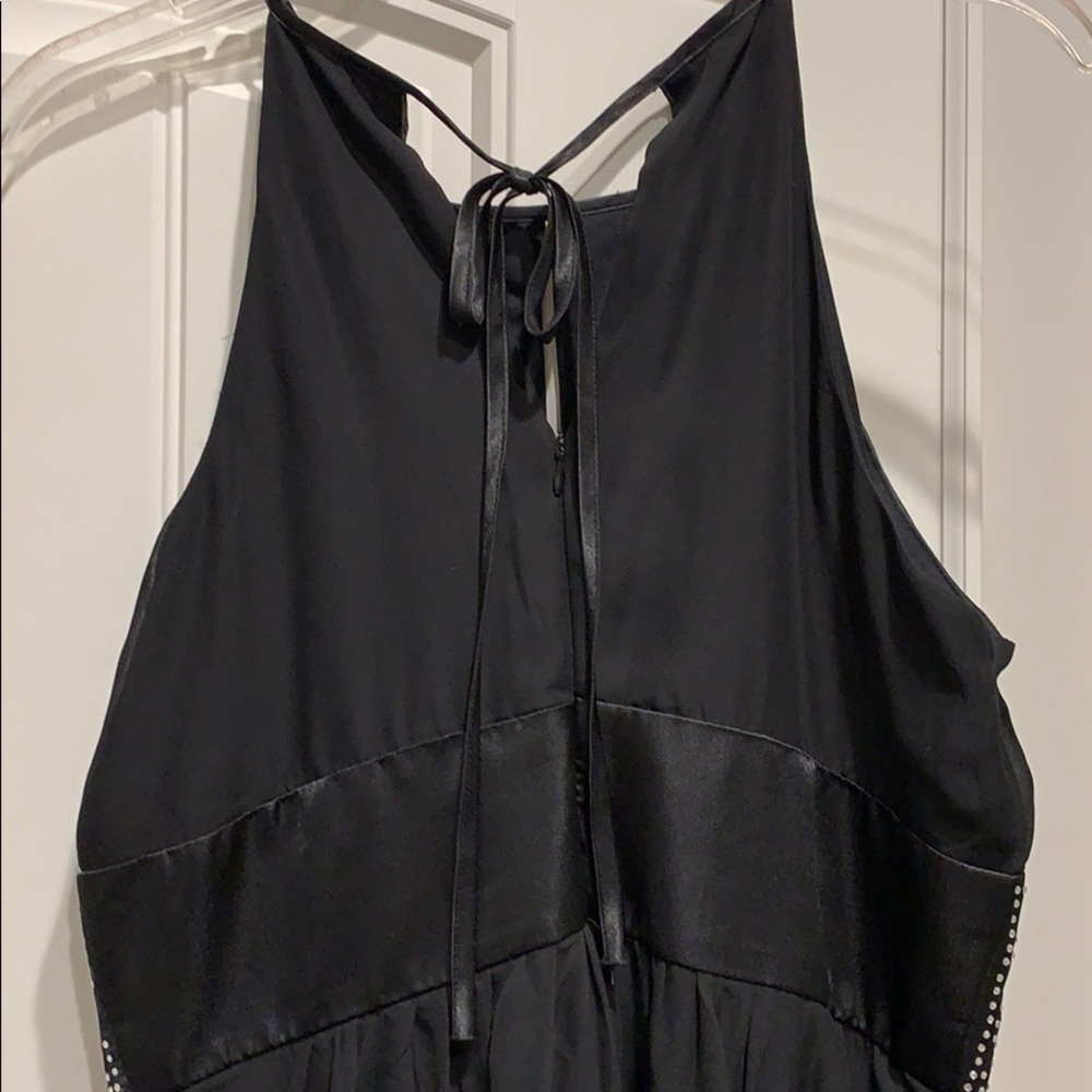 Above knee flowey cocktail dress. PERFECT condition. THIS IS A STEAL! - Picture 3 of 3